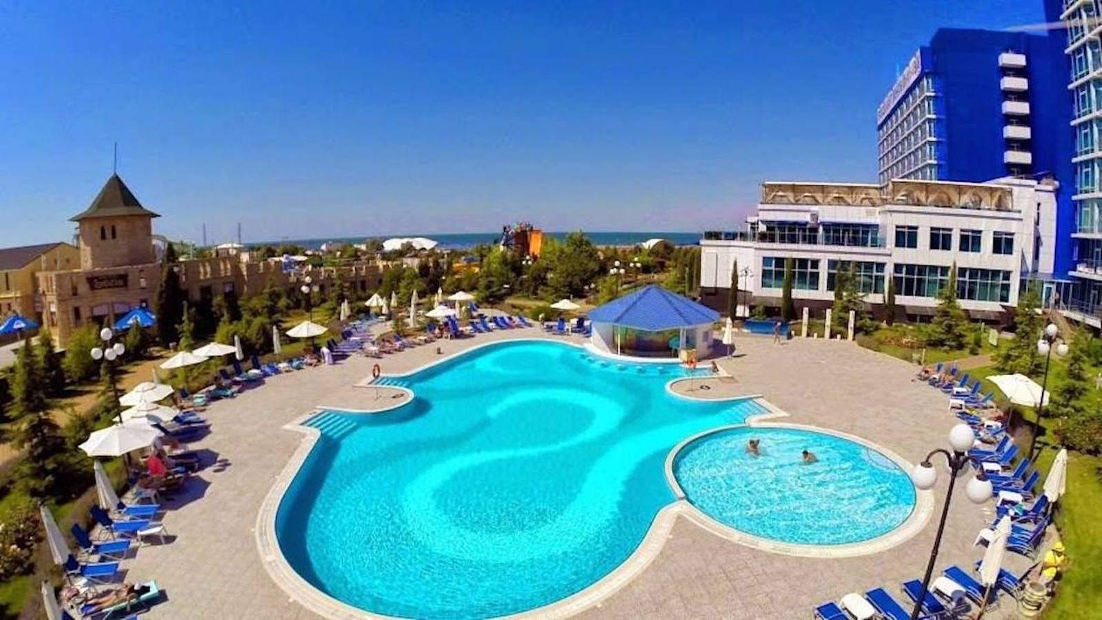 Отдых в Крыму с бассейном
